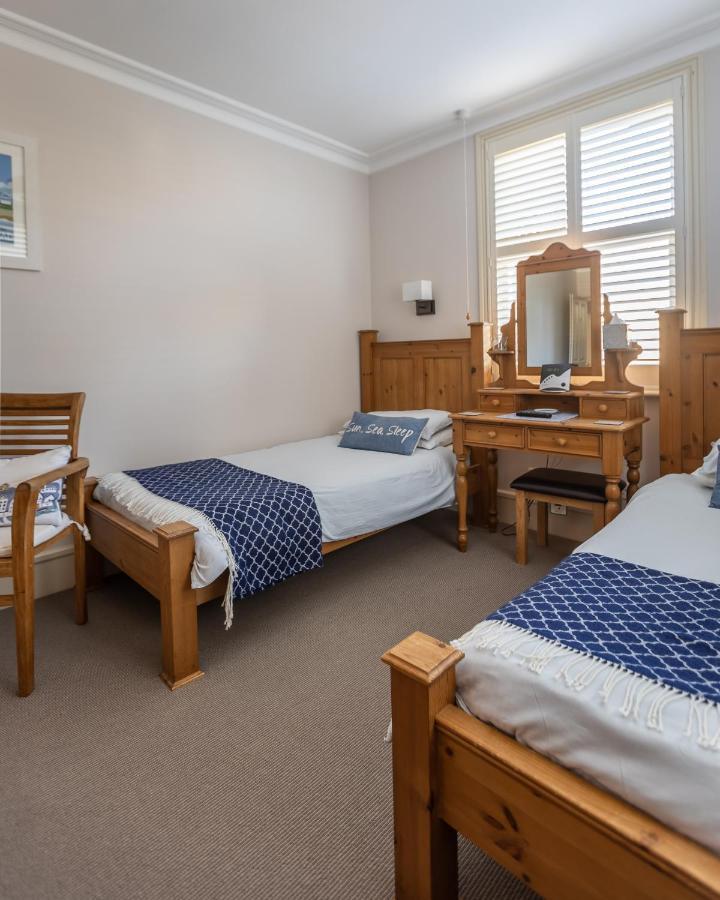 Cranborne House Hotel Пул Екстериор снимка