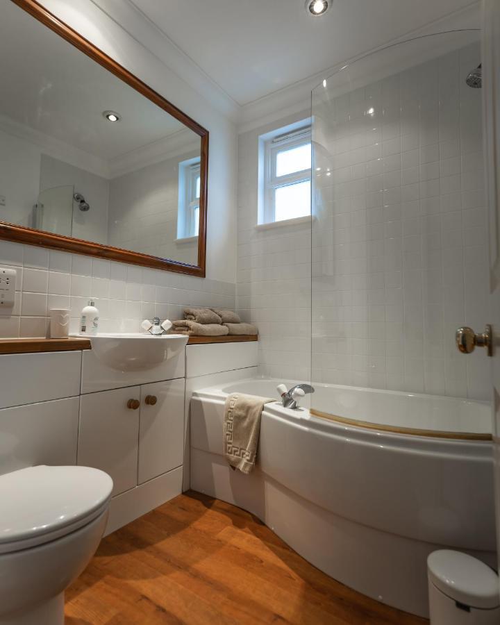 Cranborne House Hotel Пул Екстериор снимка