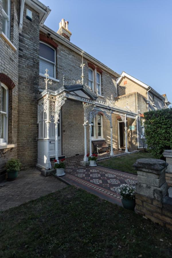 Cranborne House Hotel Пул Екстериор снимка